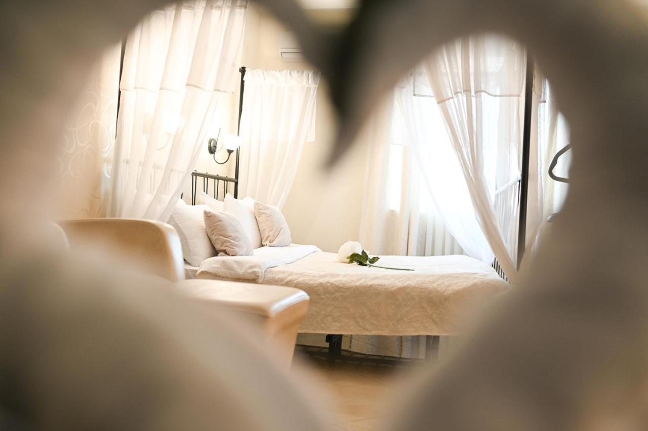 Garni Hotel Dash Novi Sad Ngoại thất bức ảnh