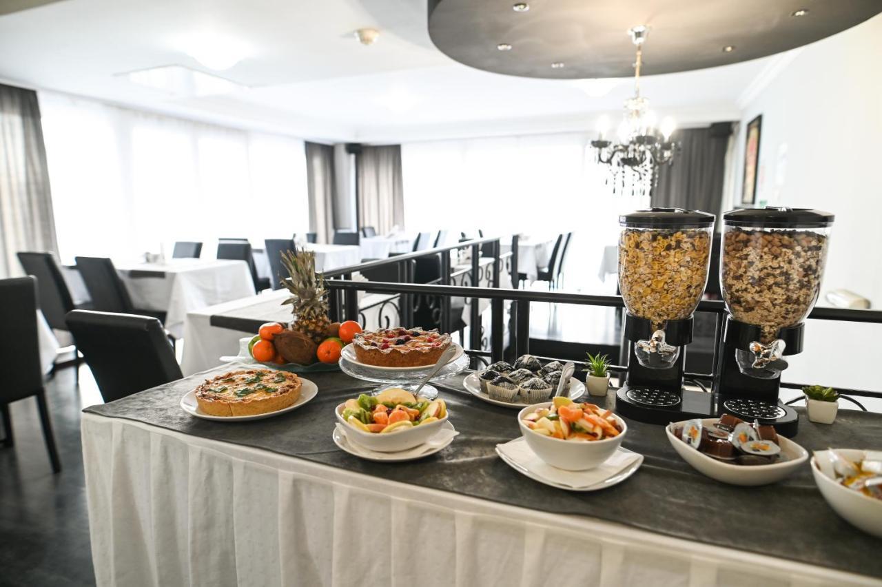 Garni Hotel Dash Novi Sad Ngoại thất bức ảnh