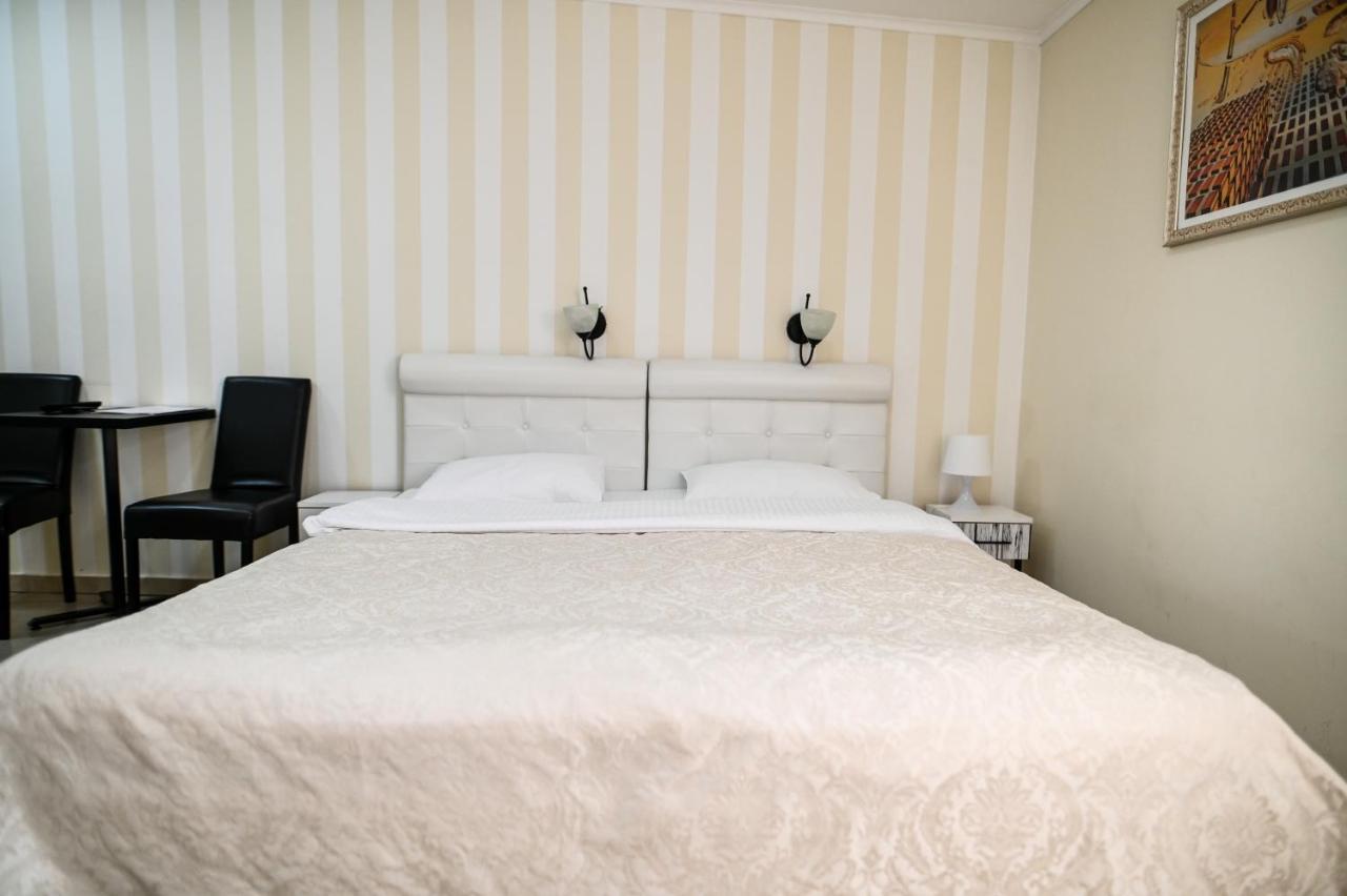 Garni Hotel Dash Novi Sad Ngoại thất bức ảnh