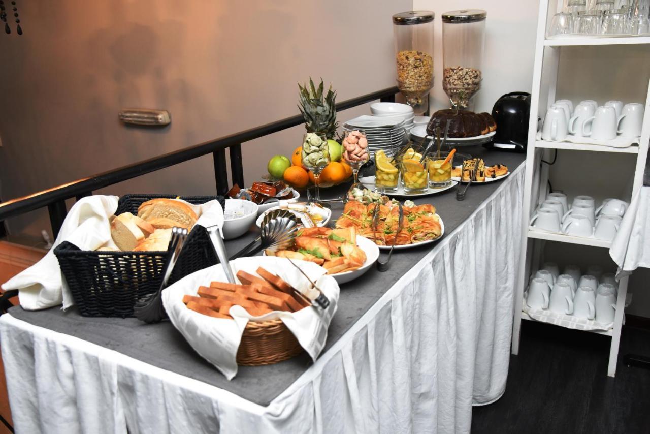 Garni Hotel Dash Novi Sad Ngoại thất bức ảnh