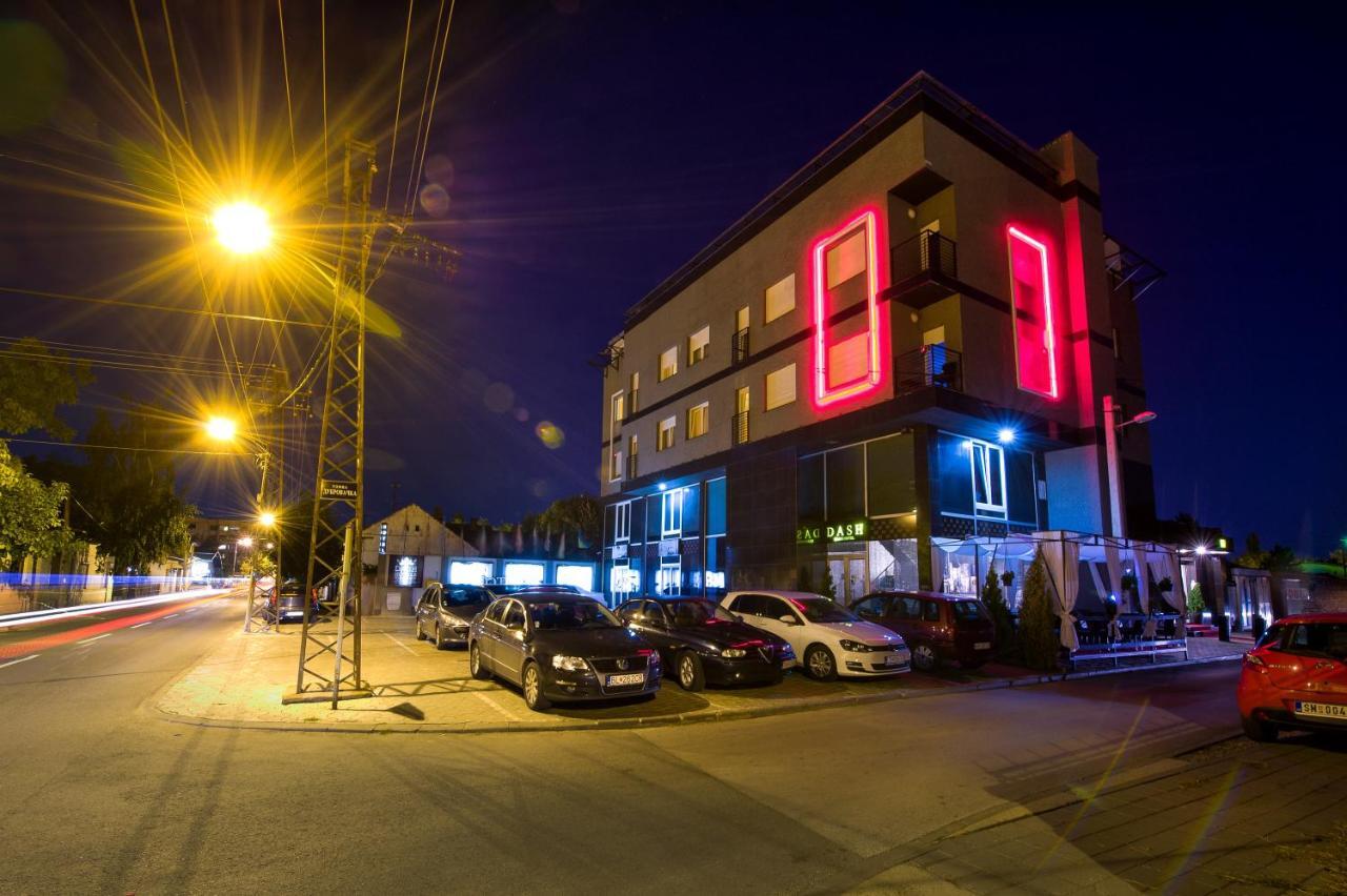 Garni Hotel Dash Novi Sad Ngoại thất bức ảnh